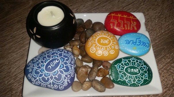 ערכת אבני מילים ונר