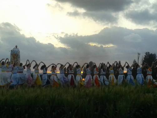 10447152_962754113775399_1582147131334733583_n